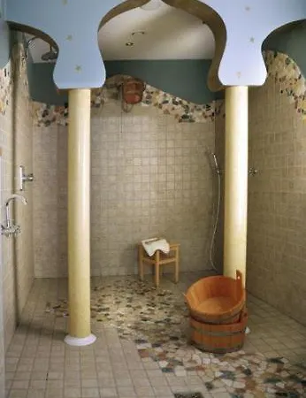 Lindenhof Hotel 3*