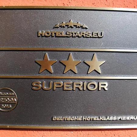 Hotel Lindenhof 3*