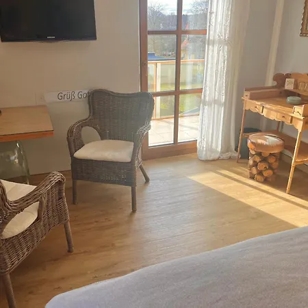 Lindenhof Hotel 3*