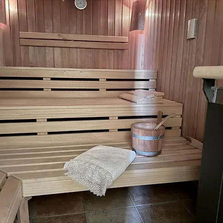 Hotel Lindenhof 3*