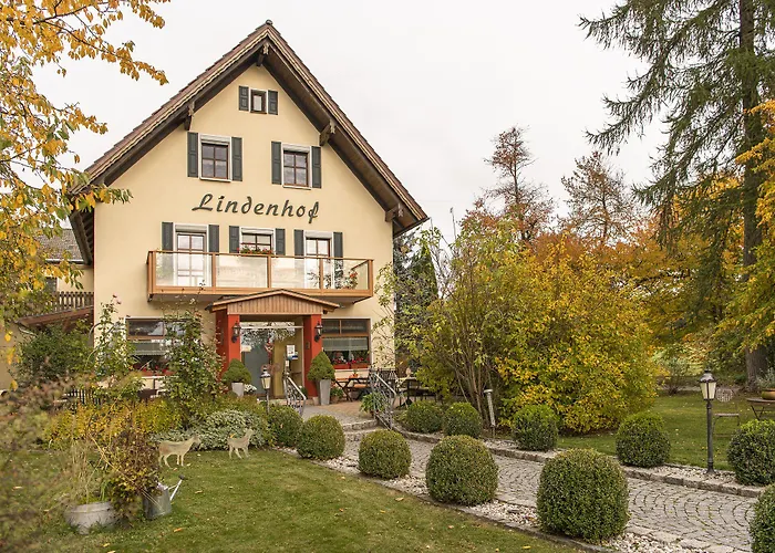 Hotel Lindenhof 3*